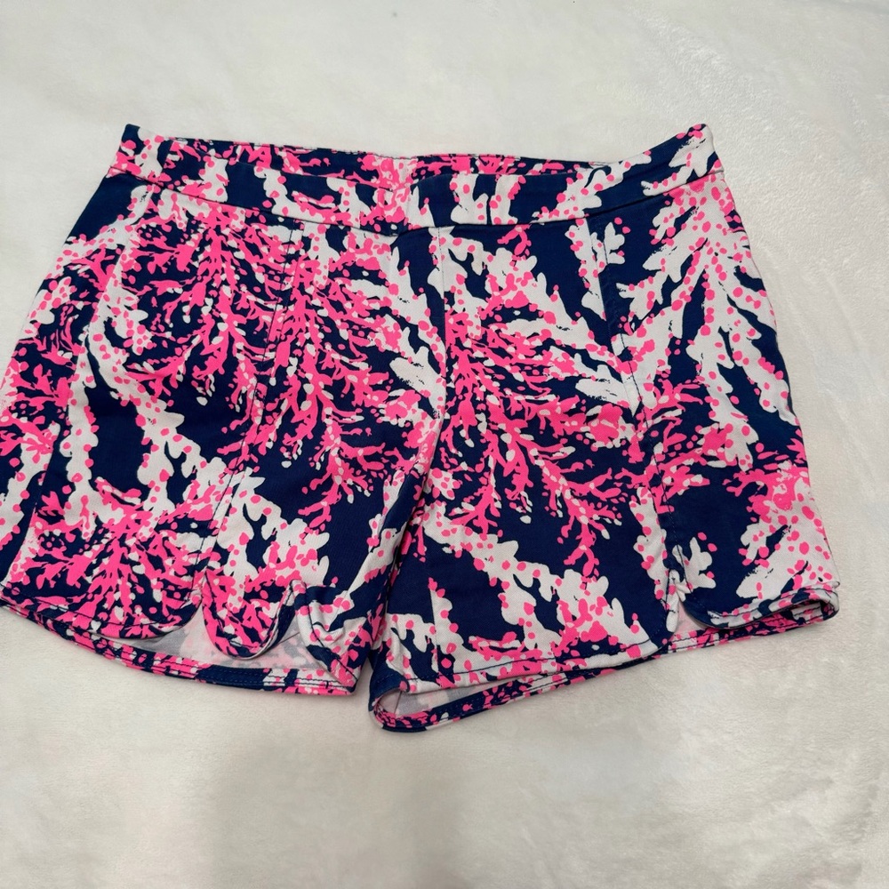 Lilly Pulitzer Hazelle Stretch Shorts in Navy Beyond the Sea Blue